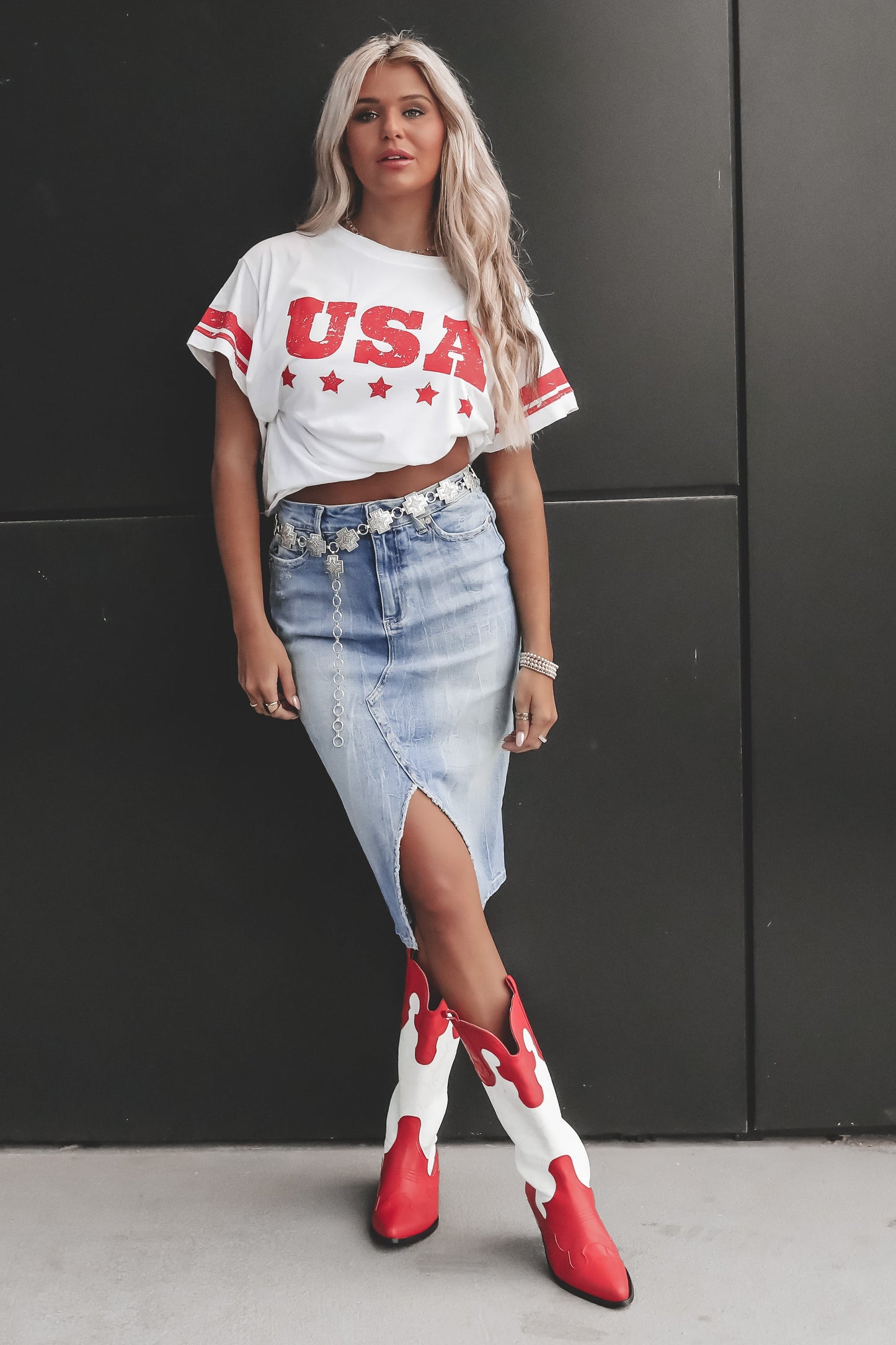 SHOW ME YOUR MUMU USA Airport Tee